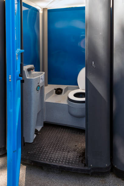Portable Toilet Options We Offer in East Bernard, TX